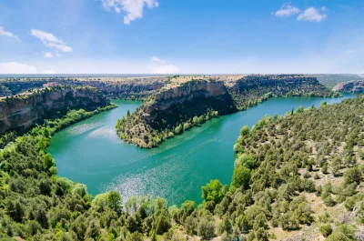 Descubre la Ruta de las Hoces del Duratón: Un Paraíso Motero en Segovia