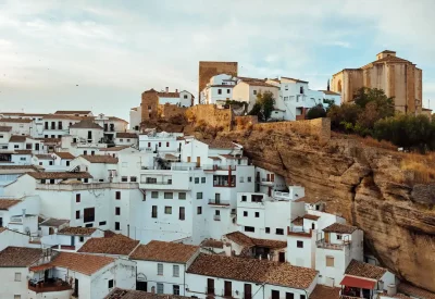 Rutas en moto por el sur de España: Travesías inolvidables