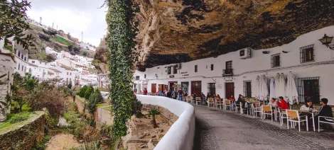 Ruta a Setenil de las Bodegas