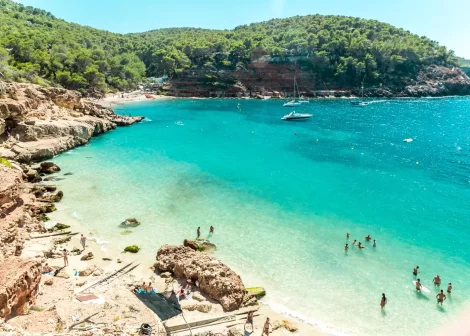 Ruta en moto por Ibiza